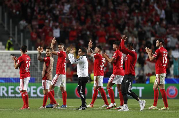 Champions League - Group E - Benfica v FC Barcelona