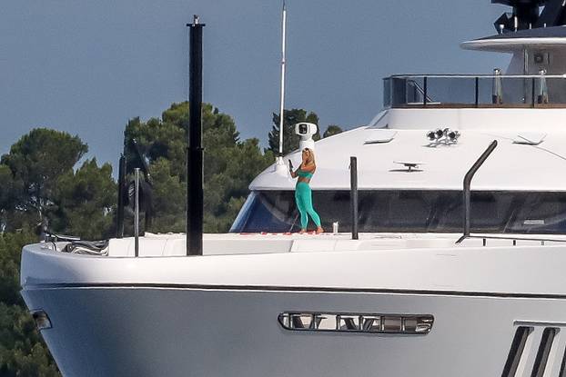 EKSKLUZIVNO Rovinj: Jaclyn Cordeiro, djevojka Alexa Rodrigueza, odradila je trening na jahti