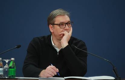 Vučić: Sjećate se žutih prsluka? Ubiju Boga u njima i to je to. Mi sekunde nismo intervenirali...