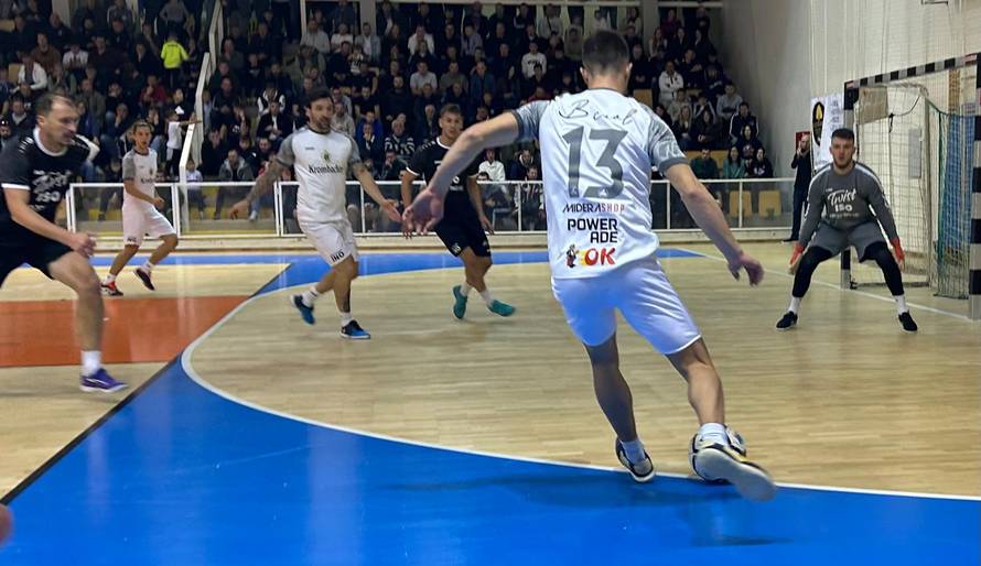 'B cool' ušao u finale! Igrat će protiv momčadi Caffe bar Mama