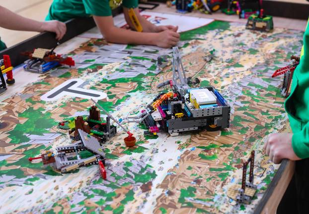 Zagreb: First lego League natjecanje iz robotike za djecu i mlade