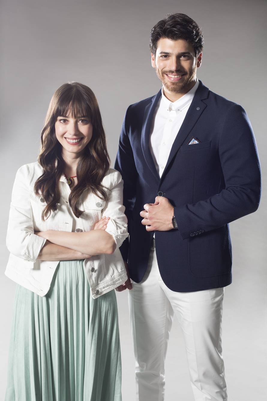 Turska glumica ljubi kolegu već osam godina: 'Prvo sam mislila da ne možemo biti ni prijatelji'