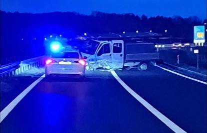 FOTO Sudarili se auto i kombi između Mokrica i Bračaka