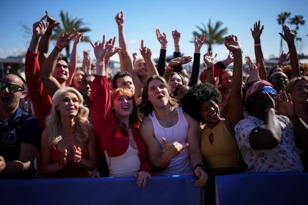 “Baywatch” reboot open casting call