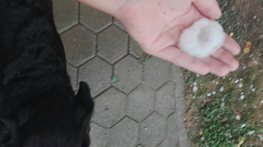 Počelo nevrijeme: U Mariji Bistrici tuča kao golf loptice