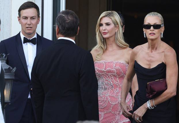 Anticipated wedding of Amazon founder Jeff Bezos and Lauren Sanchez in Italy