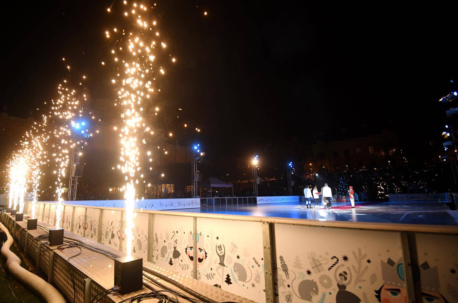 Zagreb: Orašar u Ledenom kraljevstvu otvorio Ledeni park na Zrinjevcu
