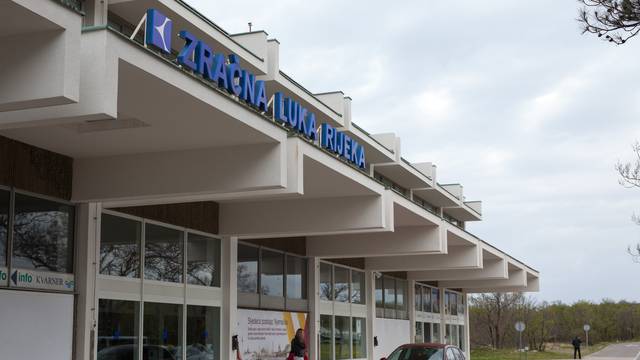 'Aerodrom Rijeka nema uvjete za prihvat aviona iz Zagreba'