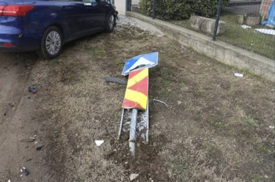 Mlada, pijana i bez vozačke razbila auto kod Velike Gorice!