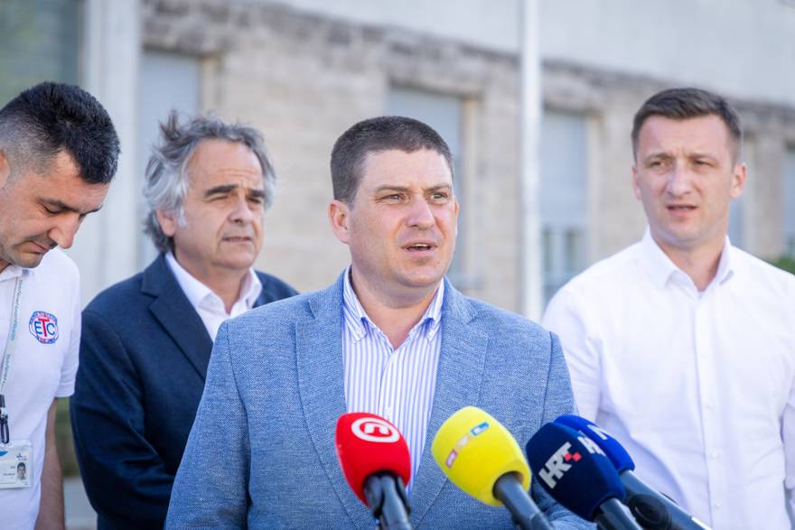 Izjava ministra Butkovi&cacute;a o &zcaron;eljezni&ccaron;koj nesre&cacute;i kod mjesta &Scaron;krinjari