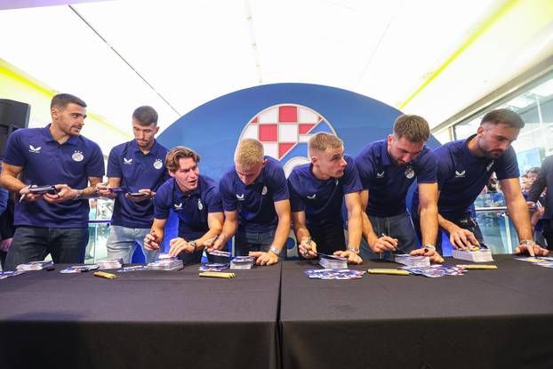 Zagreb: Otvorenje novog Dinamovog fan shopa