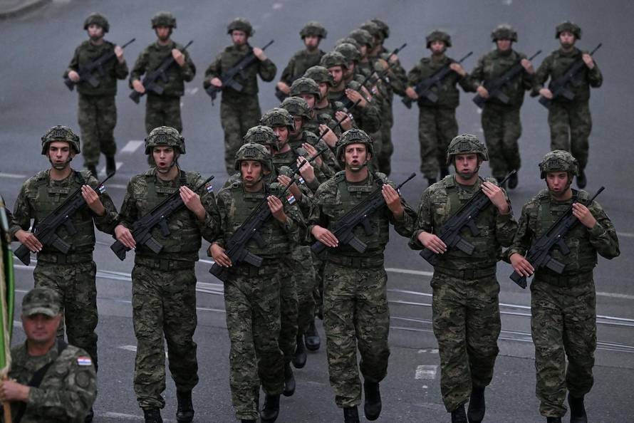 Zagreb: Generalna proba svečanog vojnog mimohoda