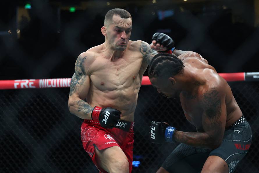 MMA: UFC 332