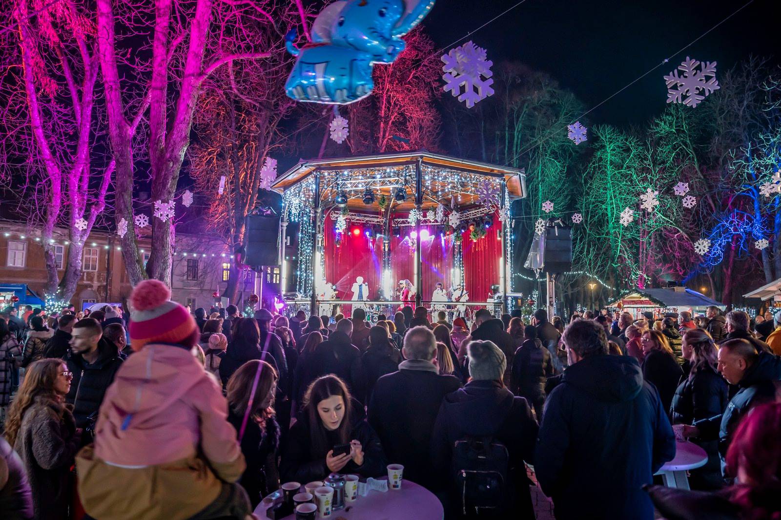 Krenule pripreme za Advent u Karlovcu: Evo tko će sve pjevati