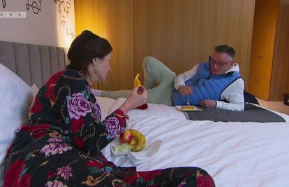 Simon i Jeannette pakiraju se za medeni mjesec u 'Brak na prvu': On joj donio doručak u krevet