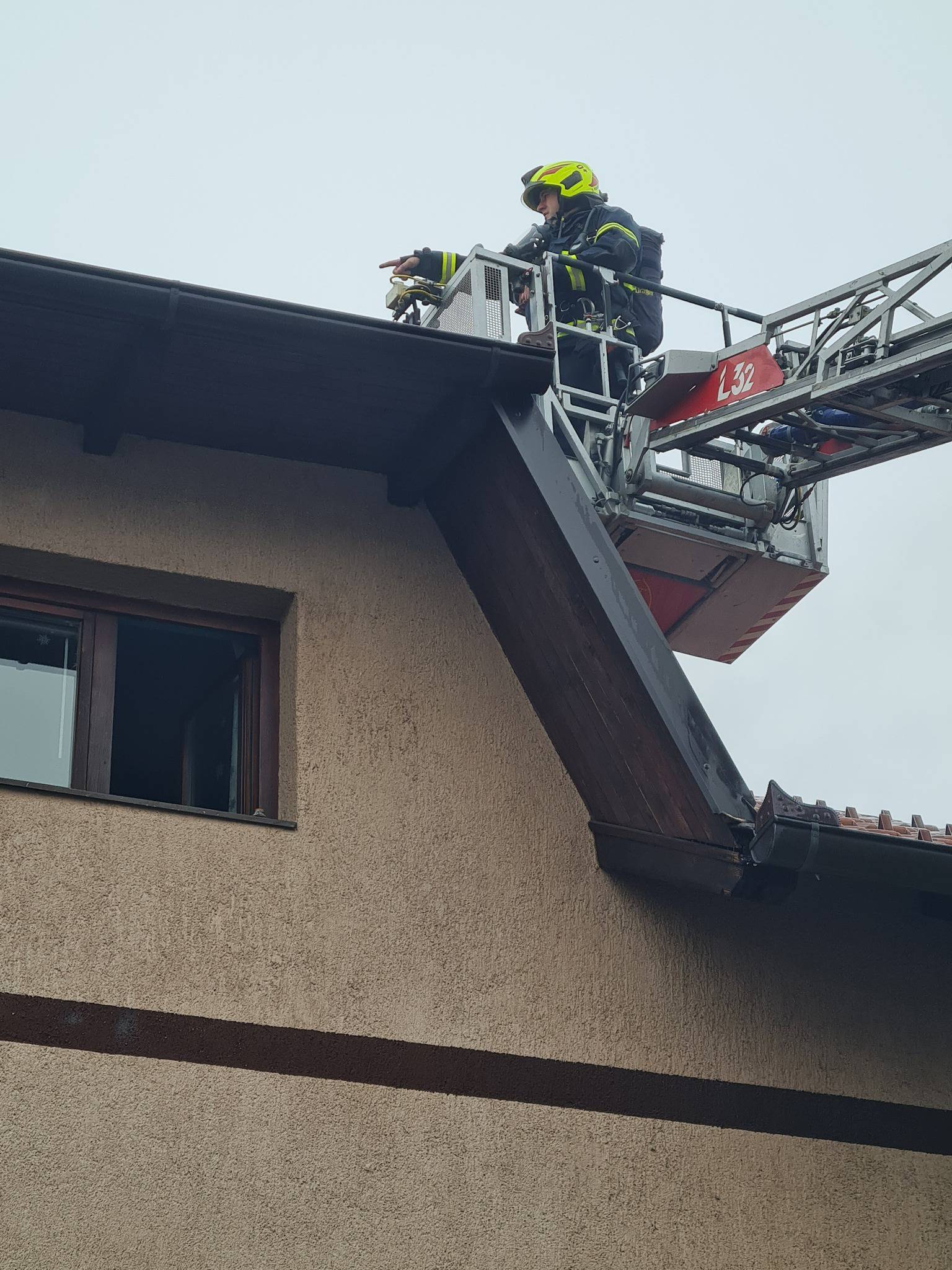 Manji požar krovišta u Zagrebu