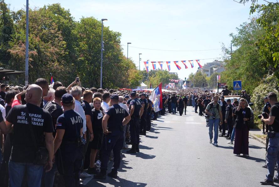 Beograd: Sprovod ratnog zločinca Ratka Mladića
