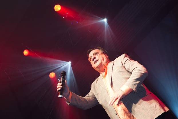 Dubrovnik: Veliki koncert za humanitarnu akcijiu "Pokrijmo im ku?u srcima"