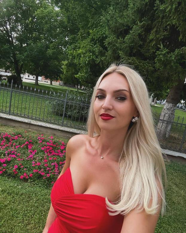 FOTO Novi život bivše saborske zastupnice: Otkrila i tetovažu...