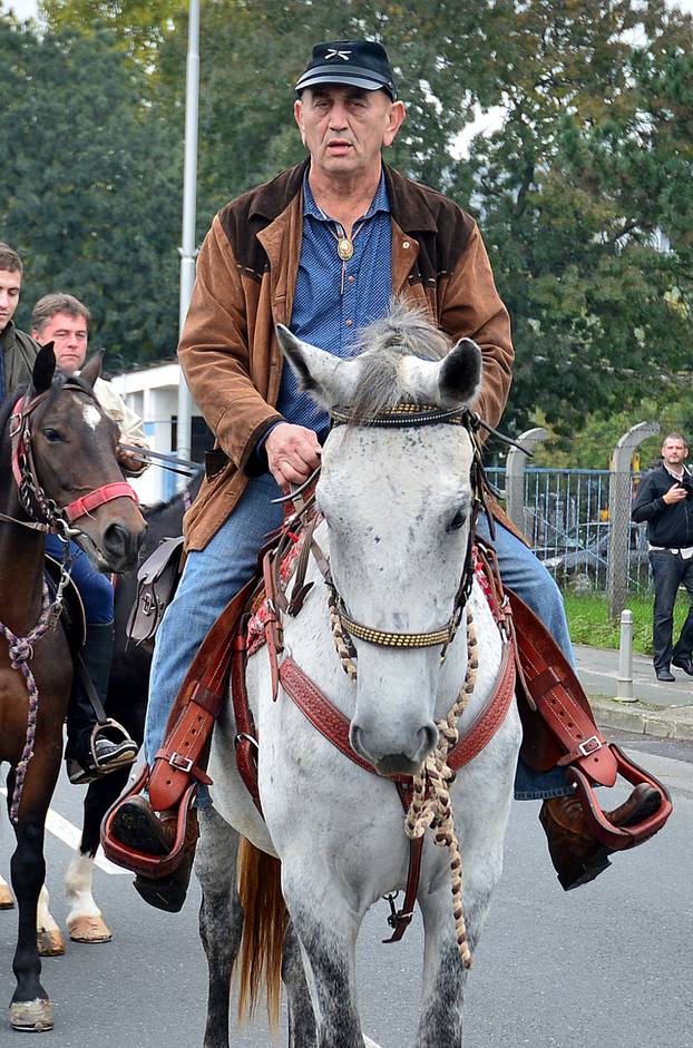 Zagreb: Okupljanje sudionika 2. konji?kog memorijala Željko Malnar