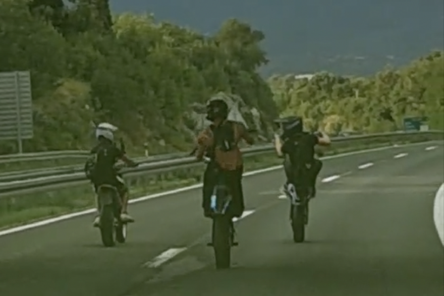 Divljanje motorima na autocesti