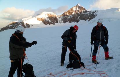 Zagorski alpinisti se uspeli do najvišeg planinarskog doma
