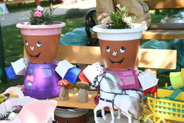 Obilježavanje Dana grada Križevaca uljepšano je cvjetnom manifestacijom "Križevci u cvijeću"