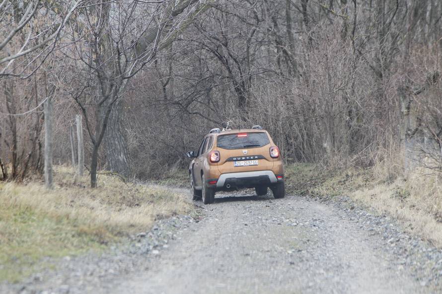 Pravi SUV za avanturu, idealan za one kojima su auti preskupi