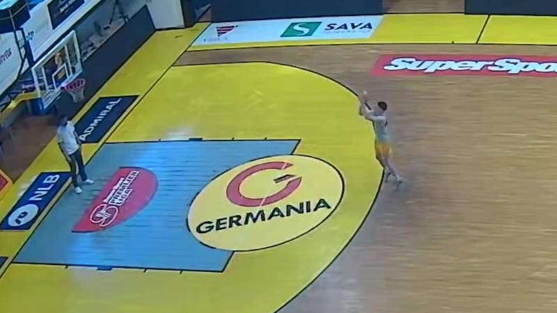VIDEO Košarkaš Splita zabio je 105 uzastopnih trica i izjednačio svjetski rekord Stepha Curryja!
