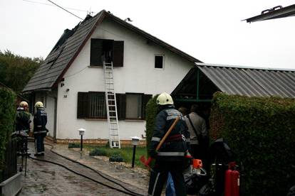 Istražuju vlasnicu staračkog doma u koji je lani udario grom 