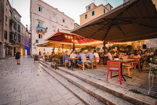 FOTO Boban ima svoj restoran, Šimić izgradio 'carstvo', Lovren je vlasnik luksuznog hotela...