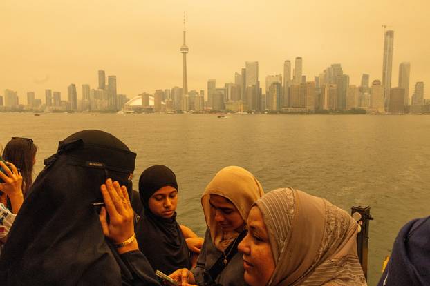 Wildfire smoke in Ontario
