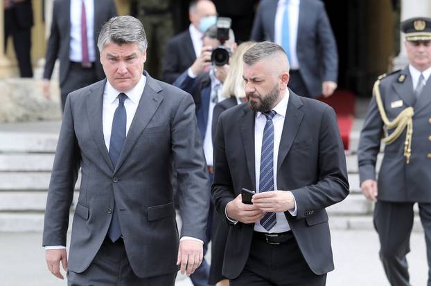 Predsjednik odlazi iz HNK nakon svečane akademije povodom obilježavanja Dana Hrvatske vojske