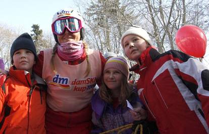 Janica Kostelić skijala na Sljemenu na DM ski kupu