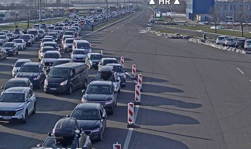 FOTO Gu&zcaron;ve na hrvatskoj granici