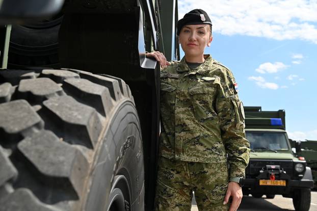 One su naše vojnikinje! MORH se pohvalio ženama: 'Za njih ne postoji nemoguće, slažete li se?'