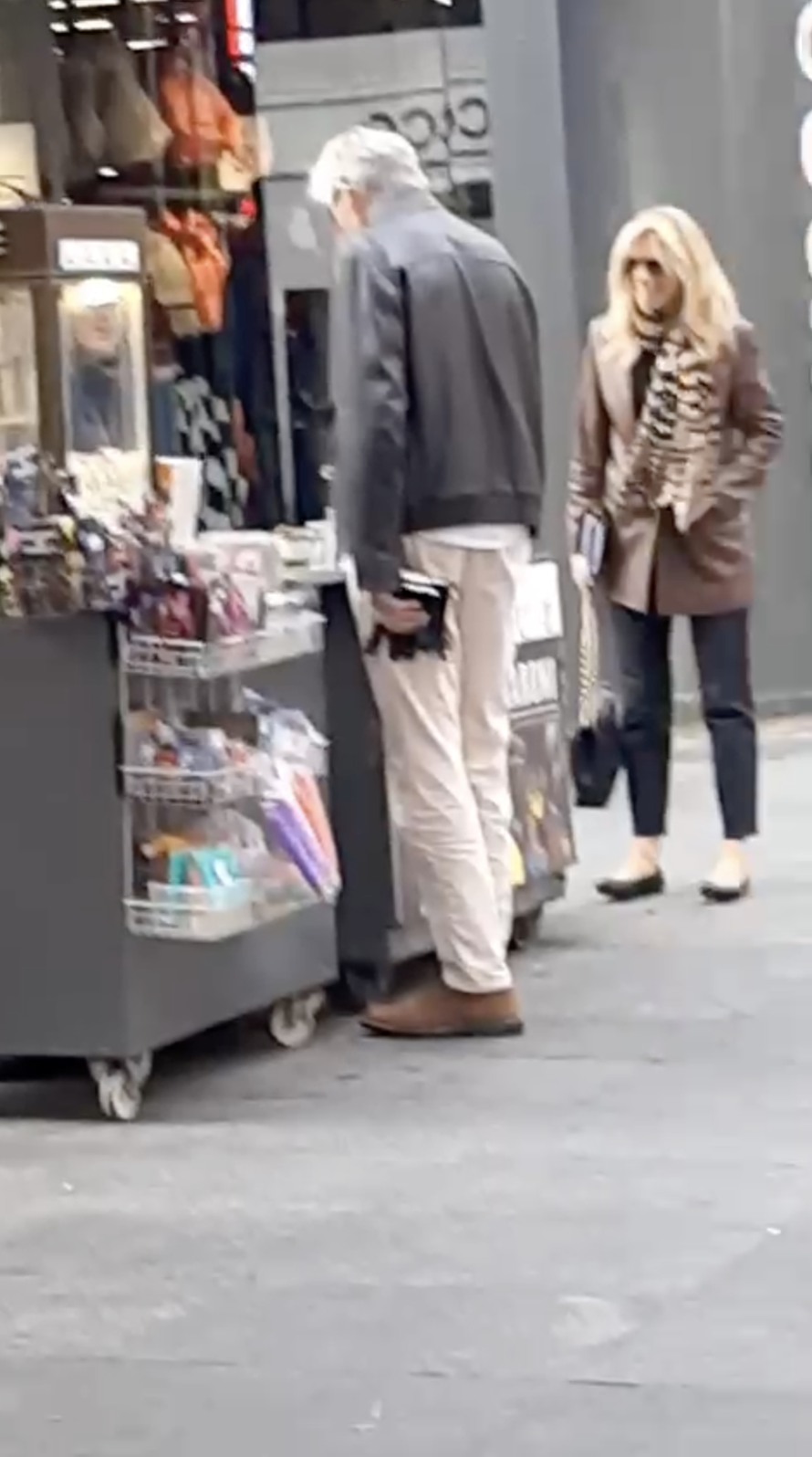 Horvatinčić u šetnji gradom