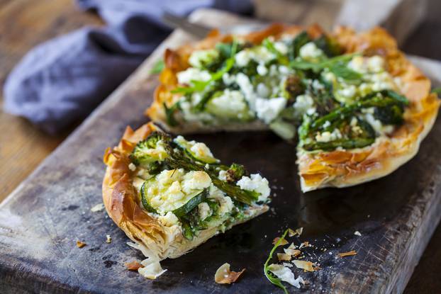 Filo,Pastry,Tart,With,Asparagus,,Broccoli,Courgette,And,Feta,Cheese