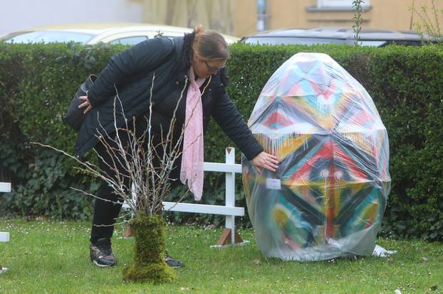 Karlovac: Izložba pisanica na otvorenome