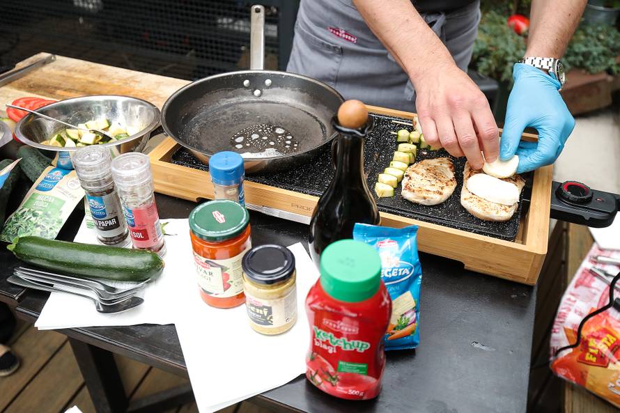 Subota je bila puna događaja, ali i nedjelja ima asa u rukavu