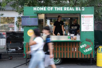 FOTO Počeo Food truck festival u Zagrebu - delicije za svačiji ukus