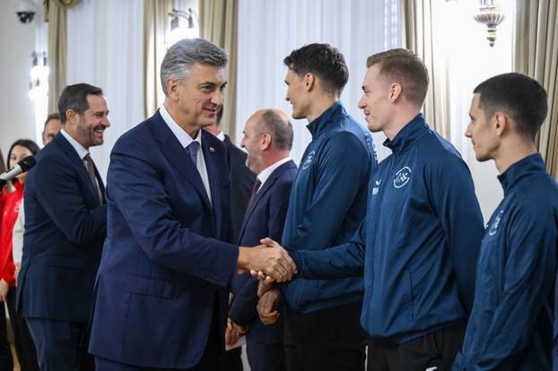 Zagreb: Predsjednik Vlade Andrej Plenković primio je izaslanstvo Hrvatskog taekwondo saveza