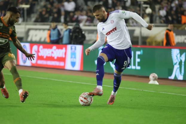 Split: Hajduk i Osijek sastali se u 13. kolu SuperSport HNL-a