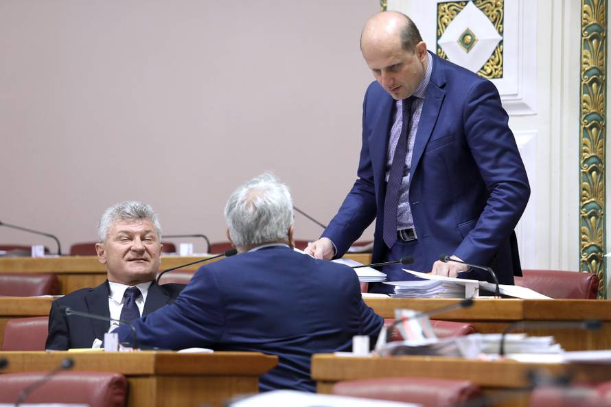 'Zbog otkaza u Konzumu tražit ćemo ostavku ministrice Dalić'