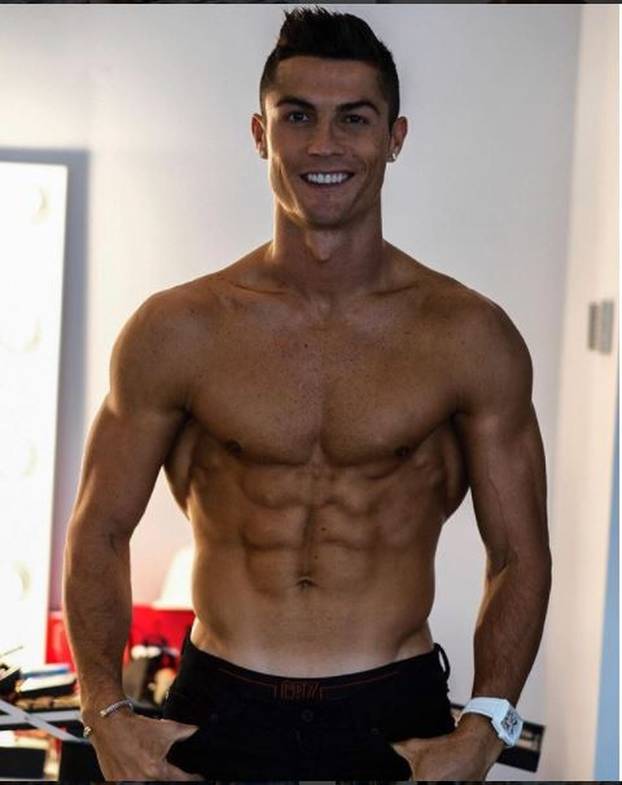 Seksi frajer s terena zaručio se za lijepu Georginu: Ovako se mijenjao Cristiano Ronaldo...