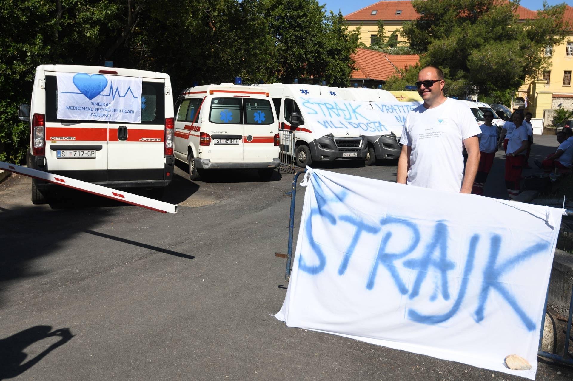 Šibenik:  Vozači sanitetskog prijevoza od danas su u štrajku