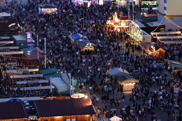 Oktoberfest opens in Munich