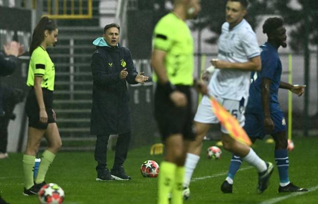 Belek: Atraktivna sutkinja na prijateljskoj utakmici KKS Lech -GNK Dinamo