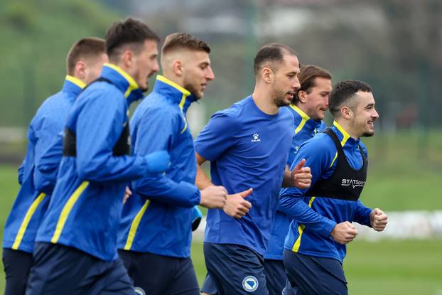 Sarajevo: Trening nogometne reprezentacija BiH uoči finalne utakmice doigravanja za Svjetsko prvenstvo