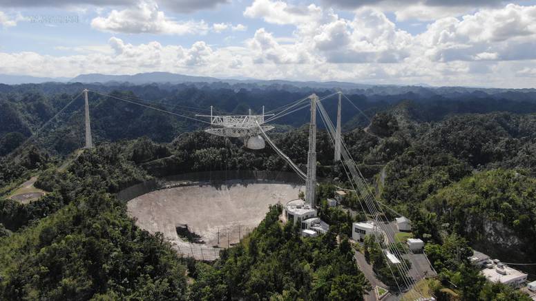 'Lovio' je i izvanzemaljce: Veliki teleskop u Portoriku se raspao